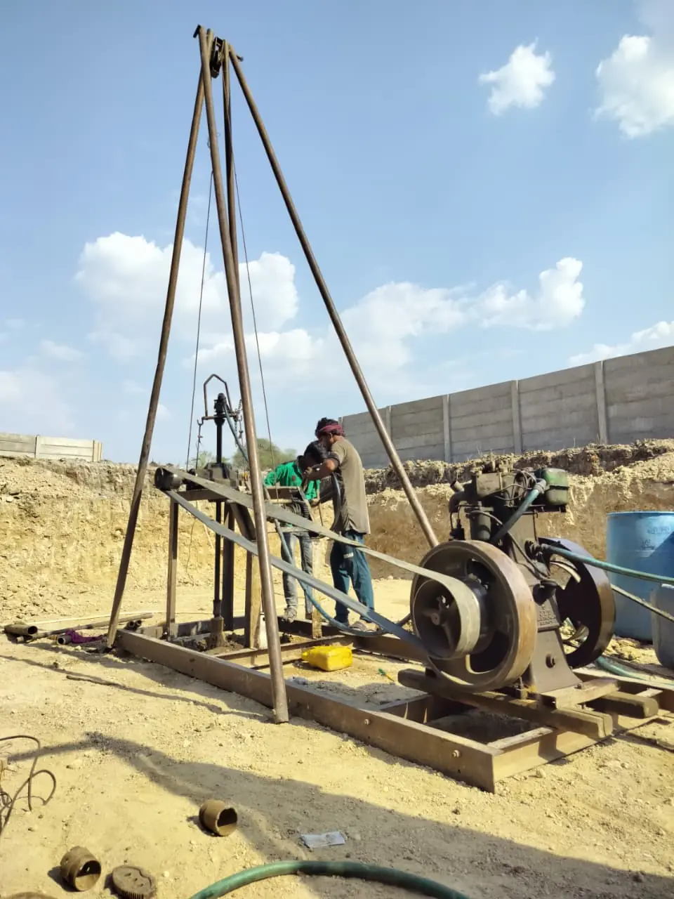 Soil sample collection and field density test by core cutter method